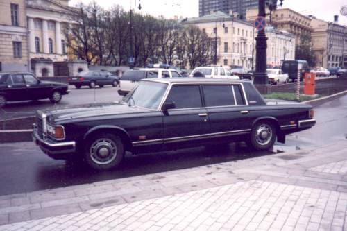 http://www.abc.se/~m9805/eastcars/zil/zil1.jpg