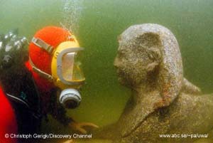 diver and sphinx