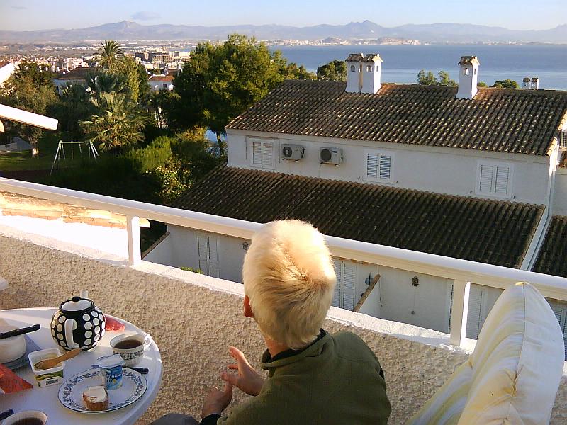 DSC00221.JPG - Utsikt frn frukostbordet, Gran Vista, Santa Pola