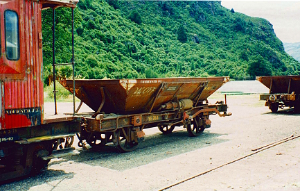 Picture of a Kingston gravel dumper car