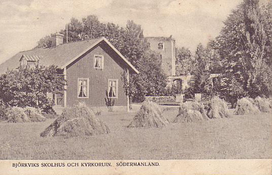 Björkvik skolhus och kyrkoruin, Södermanland